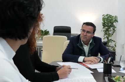 Miguel Ángel Gallardo reunido con la Coordinadora Extremeña de ONGD