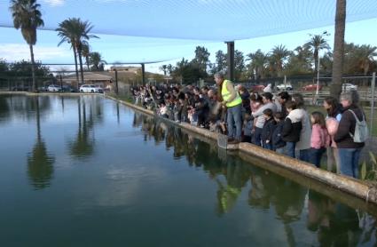 Visita al Centro de Acuicultura ‘Vegas del Guadiana’, en Villafranco del Guadiana