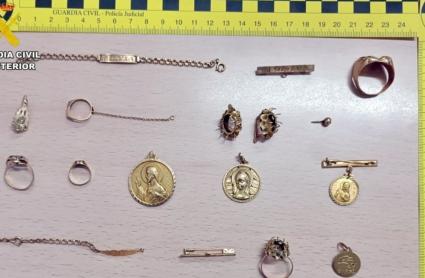 Parte de las joyas recuperadas