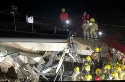 El maquinista del tren de Rodalies que esta noche ha chocado contra un muro de contención que ha caído a la vía entre Gelida y Sant Sadurní d'Anoia (Barcelona) ha fallecido