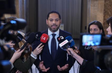 El diputado de Vox, Ignacio Garriga, durante un pleno en Cataluña