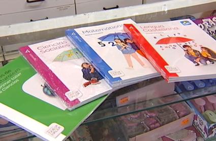 Libros de texto en una imagen de archivo