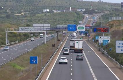 Vehículos circulando por la A-5 en una imagen de archivo