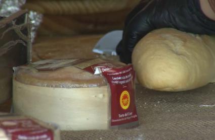 Queso en la Feria del Queso Artesano de Ribera del Fresno, en una imagen de archivo