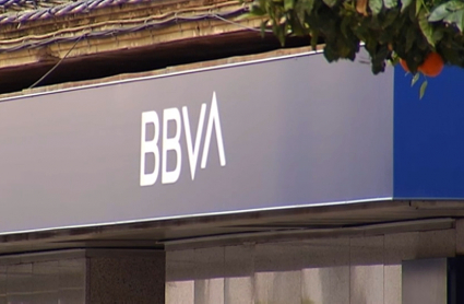 Fachada de la sucursal del BBVA en Plasencia