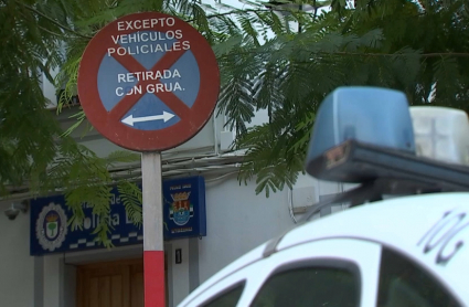 Coche de la policía en Almendralejo