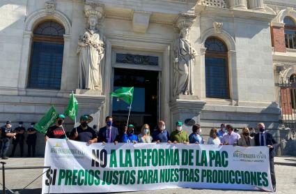 Concentración frente al ministerio de Agricultura