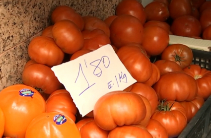 Precio del tomate en una frutería de Mérida