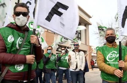 Protesta de CSIF a las puertas del SES