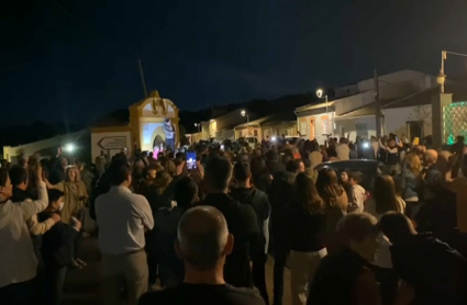 Los Vecinos de La Codosera, tocando los cencerros y campanillos de madrugada