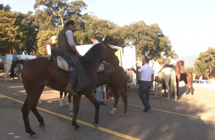 Caballistas y jinetes camino a Guadalupe