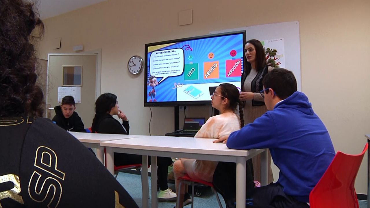 Este Taller Ayuda A Los Más Jóvenes A Hacer Un Uso Responsable De Las