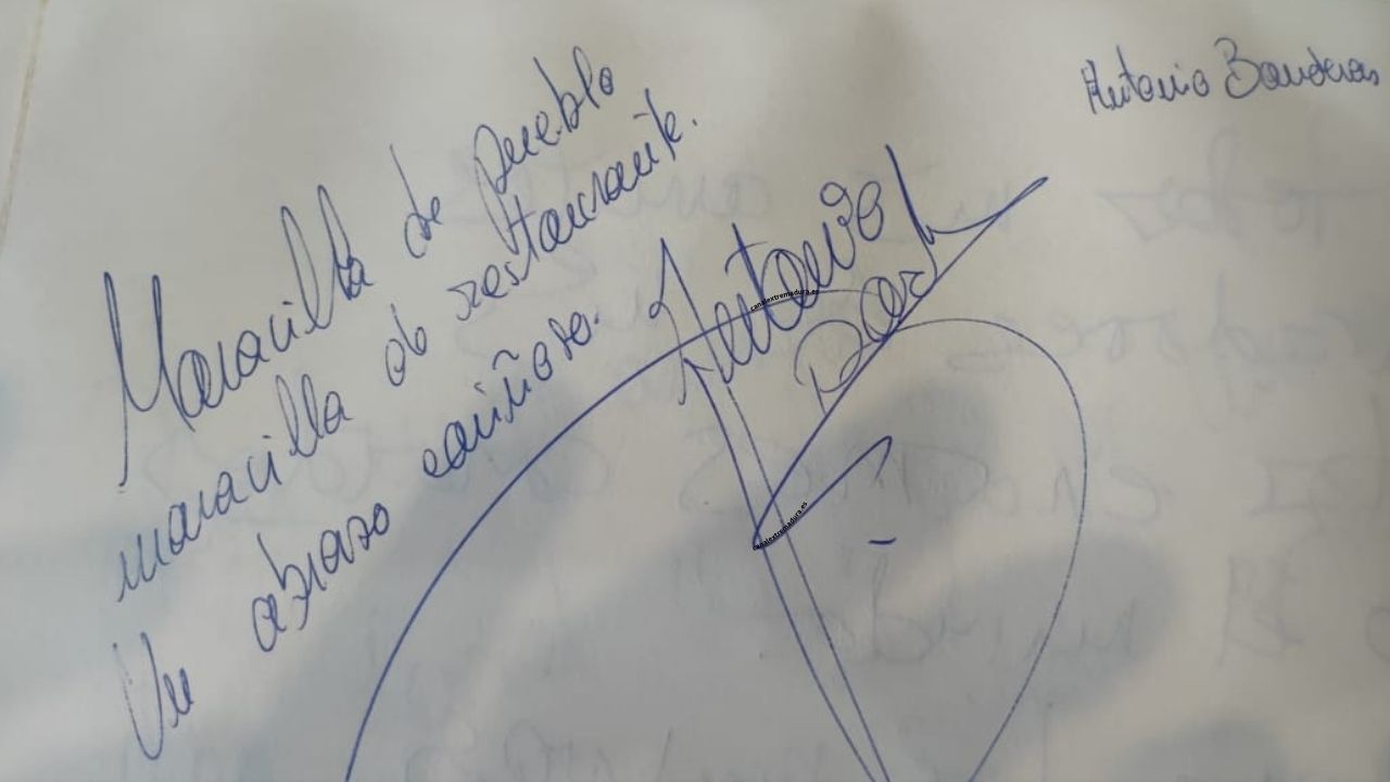 Comentario de Antonio Banderas en el libro de visitas del restaurante | Cedida a Canal Extremadura