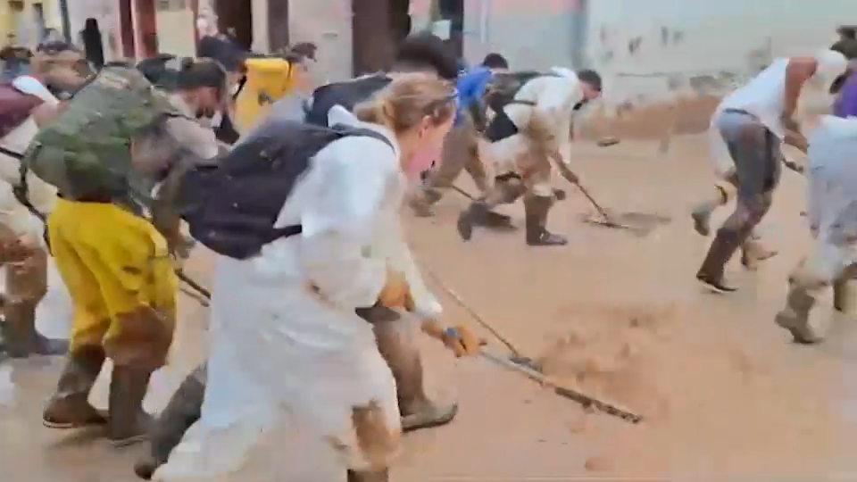 Especialistas extremeños refuerzan la ayuda en Valencia