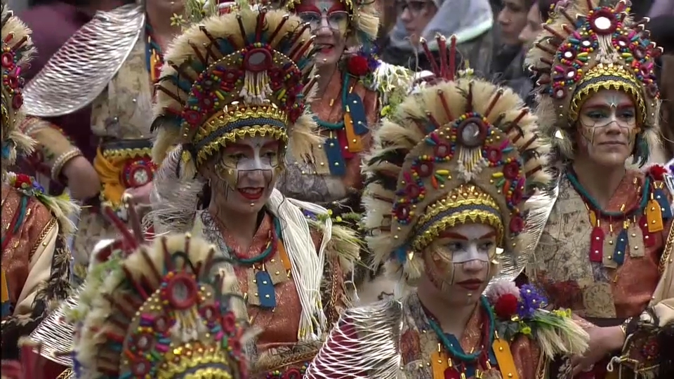 El Carnaval de Badajoz vence a la lluvia