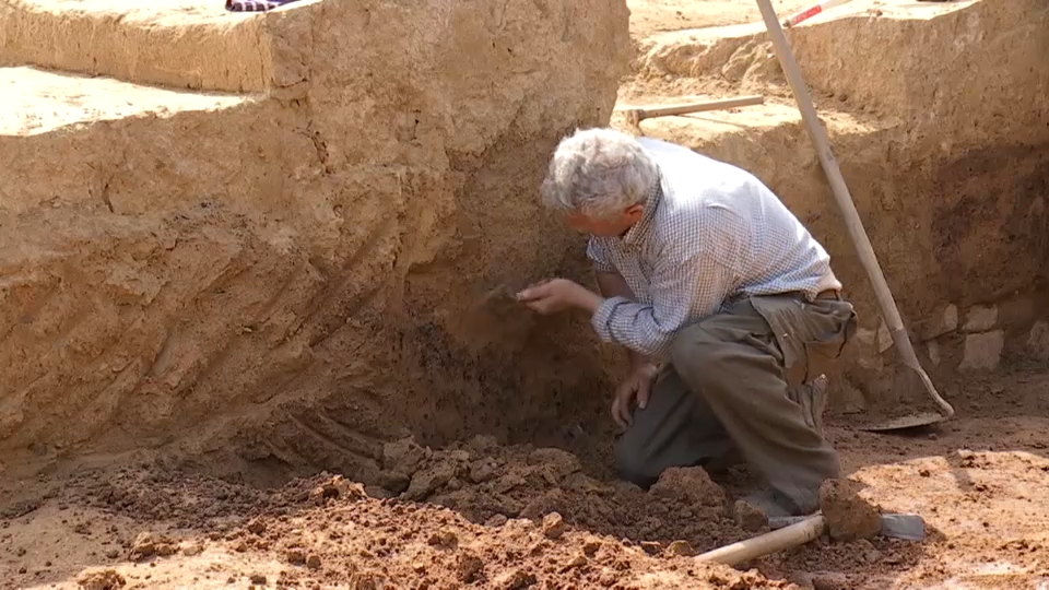 Excavación en Casas del Turuñuelo