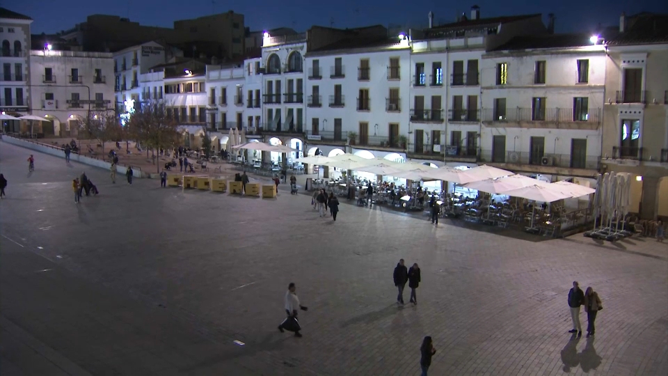 La Plaza Mayor de Cáceres contará con una pista de hielo sintético