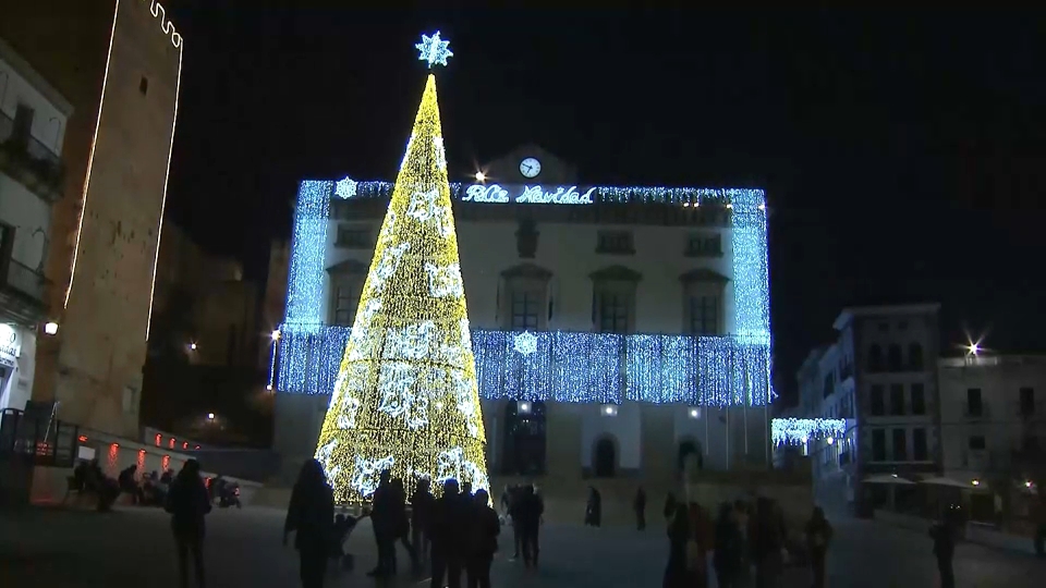 La Plaza Mayor de Cáceres contará con una pista de hielo sintético