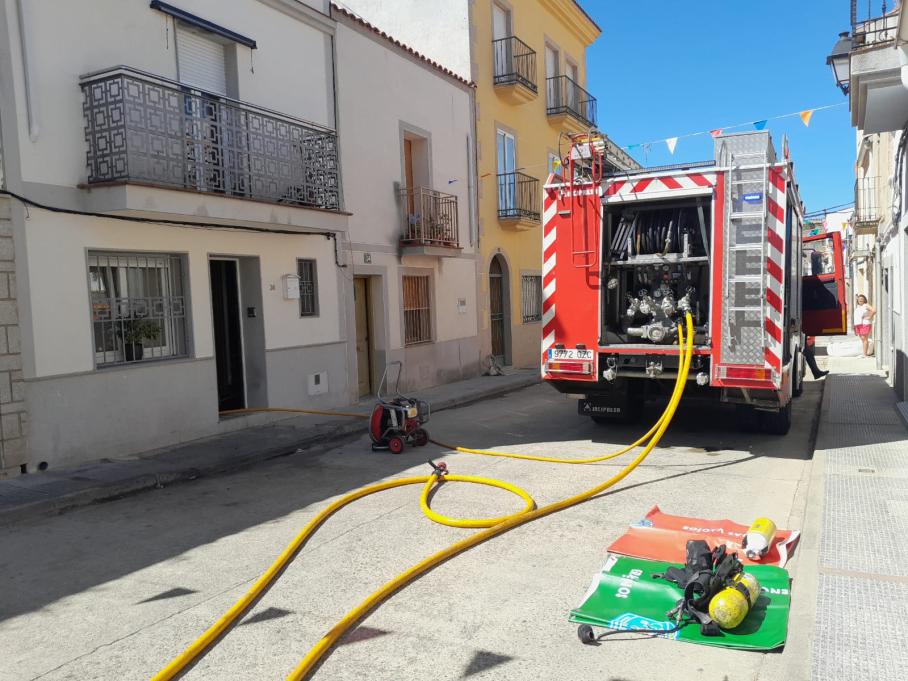 Incendio en Casar de Cáceres