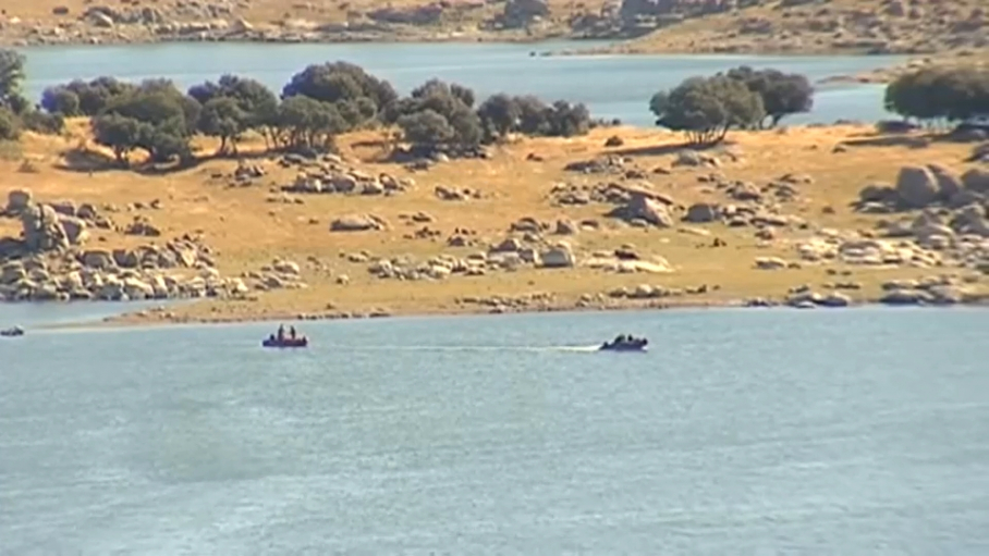 Los GEAS recorren el pantano de Valedcañas cerca de Bohonal de Ibor