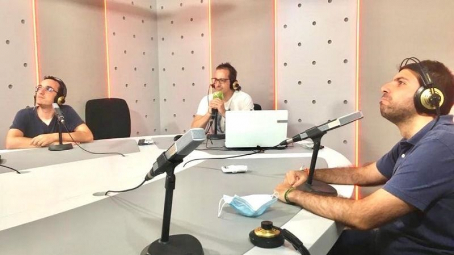 El equipo de 'En juego' en el estudio de Canal Extremadura