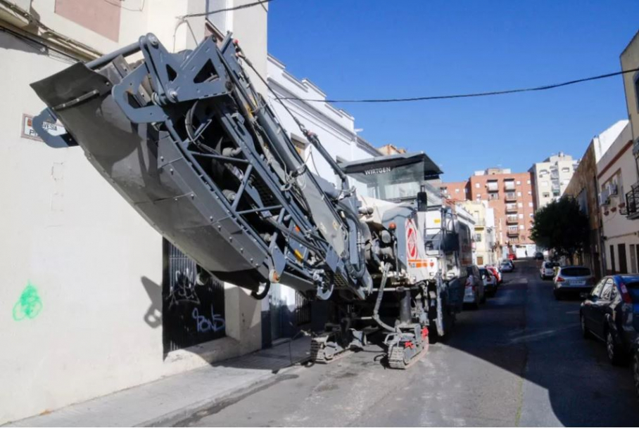 Asfaltado en una calle de Mérida