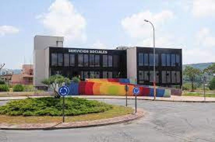 Vista del edificio de Servicios Sociales de Plasencia.