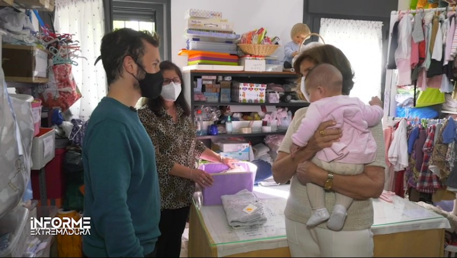 REDMADRE Extremadura ayuda a las madres para poder sacar adelante a sus hijos menores de 2 años