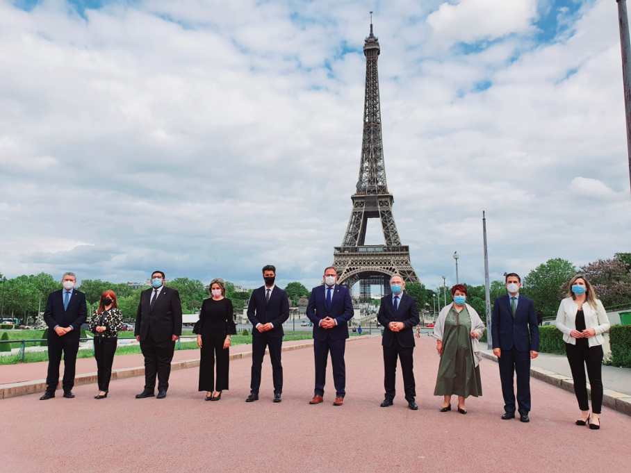 Alcaldes y alcaldesas de las Ciudades Patrimonio en París.