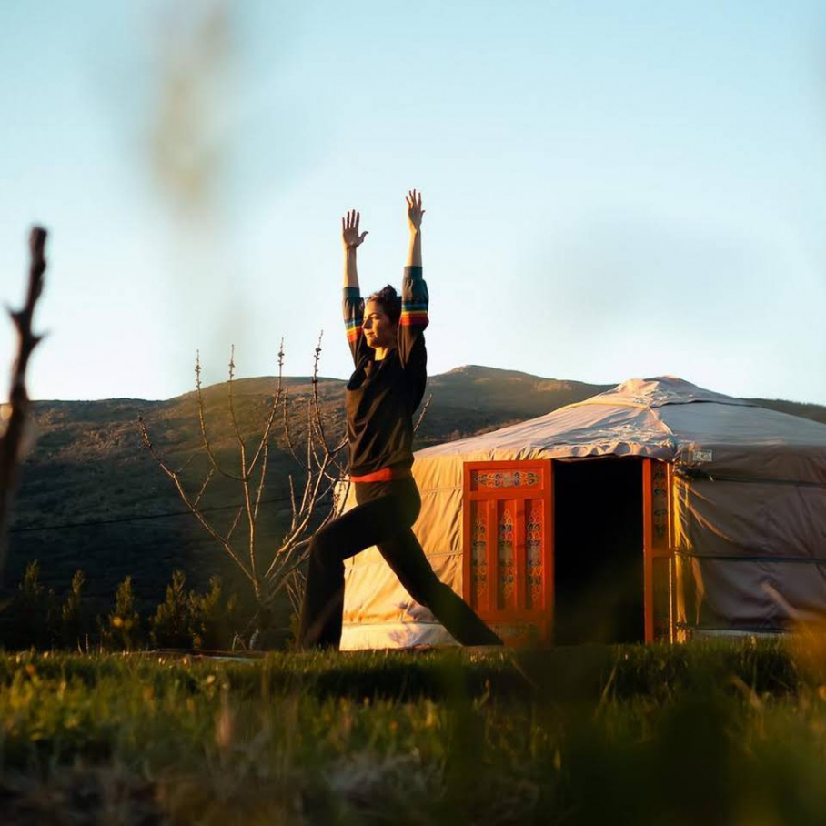 Yoga en el establecimiento rural El Jardín de las Delizias.