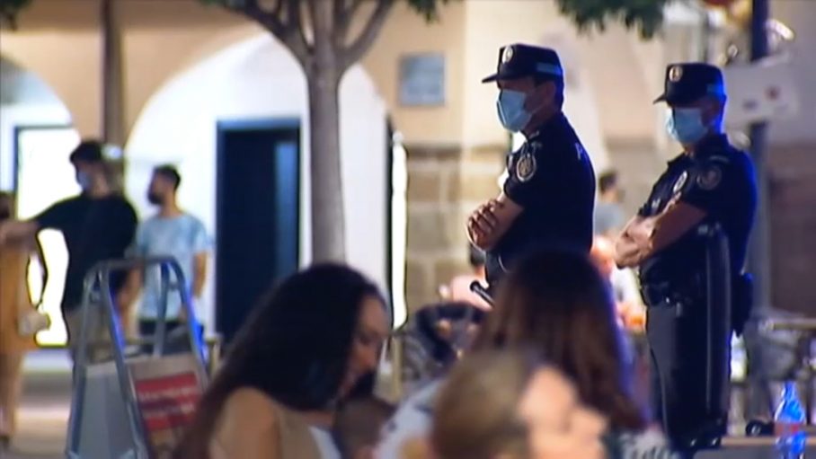 Policía Local de Plasencia vigila ocio nocturno