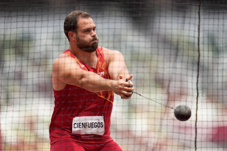 El español Javier Cienfuegos, compitiendo en la clasificación de Lanzamiento de martillo masculino en los Juegos Olímpicos de Tokio 2020