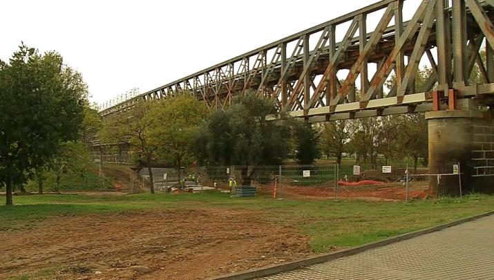 Obras en el Puente de Hierro de Mérida