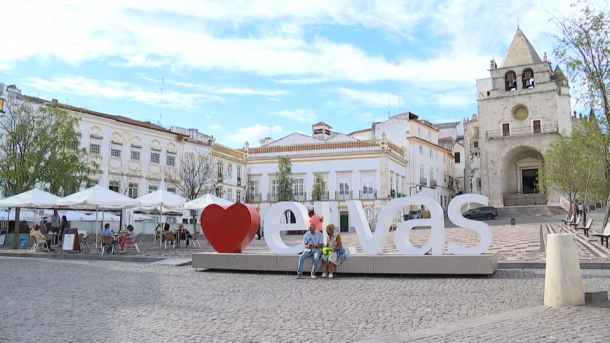 Plaza de la República en Elvas (Portugal).
