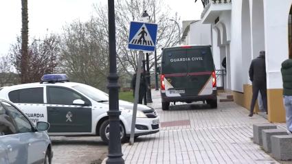 Continúa en la UCI del Hospital Universitario de Badajoz el joven de 31 años apuñalado el pasado sábado en Alconchel