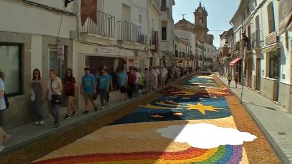 El Corpus Christi llena de tradición y color San Vicente de Alcántara