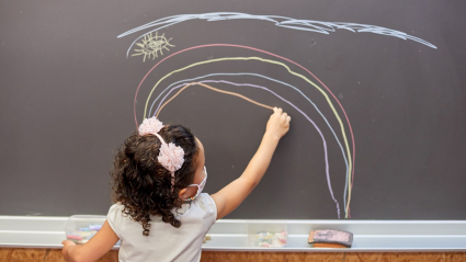 Alumna en un colegio