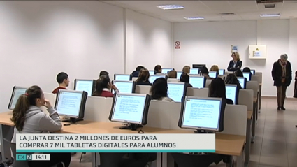 Los alumnos extremeños contarán con más de 7.100 tabletas digitales más el curso que viene