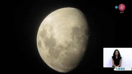 observacion de la luna practicando astroturismo