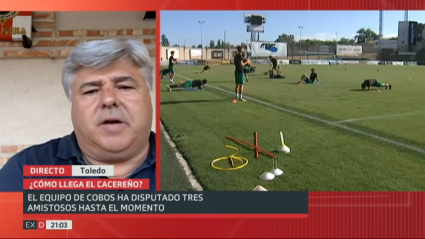 Luis Puebla atendiendo a Extremadura Deportes