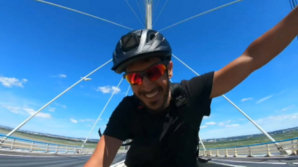 Rubén Muñoz durante su aventura dando la vuelta al mundo en bicicleta