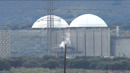 Exterior de la Central Nuclear de Almaraz (Cáceres)