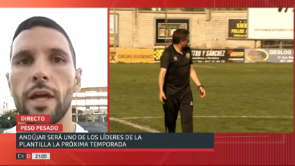 Carlitos Andújar atendiendo a Extremadura Deportes