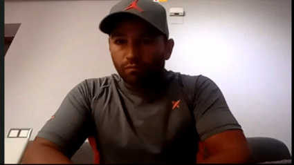 Kiko Fernández atendiendo a Extremadura Deportes