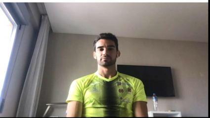 Álvaro Martín Uriol atendiendo a Extremadura Deportes
