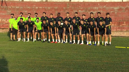 La plantilla del Mérida en su primer entrenamiento de esta pretemporada