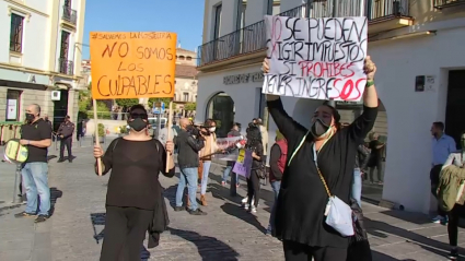 Protesta de hosteleros por las limitaciones de aforo en sus establecimientos