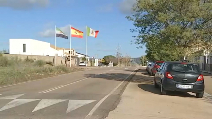 Entrada a la localidad pacense de Mirandilla