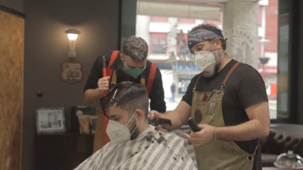 BARBERÍA LA BUENA VIBRA NAVALMORAL DE LA MATA