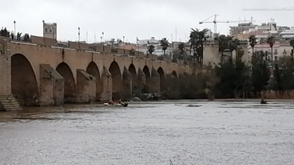 Accidente de barca en el río Guadiana en Badajoz